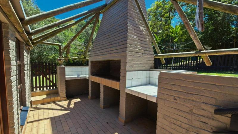 4 Bedroom Property for Sale in Mossienes Western Cape